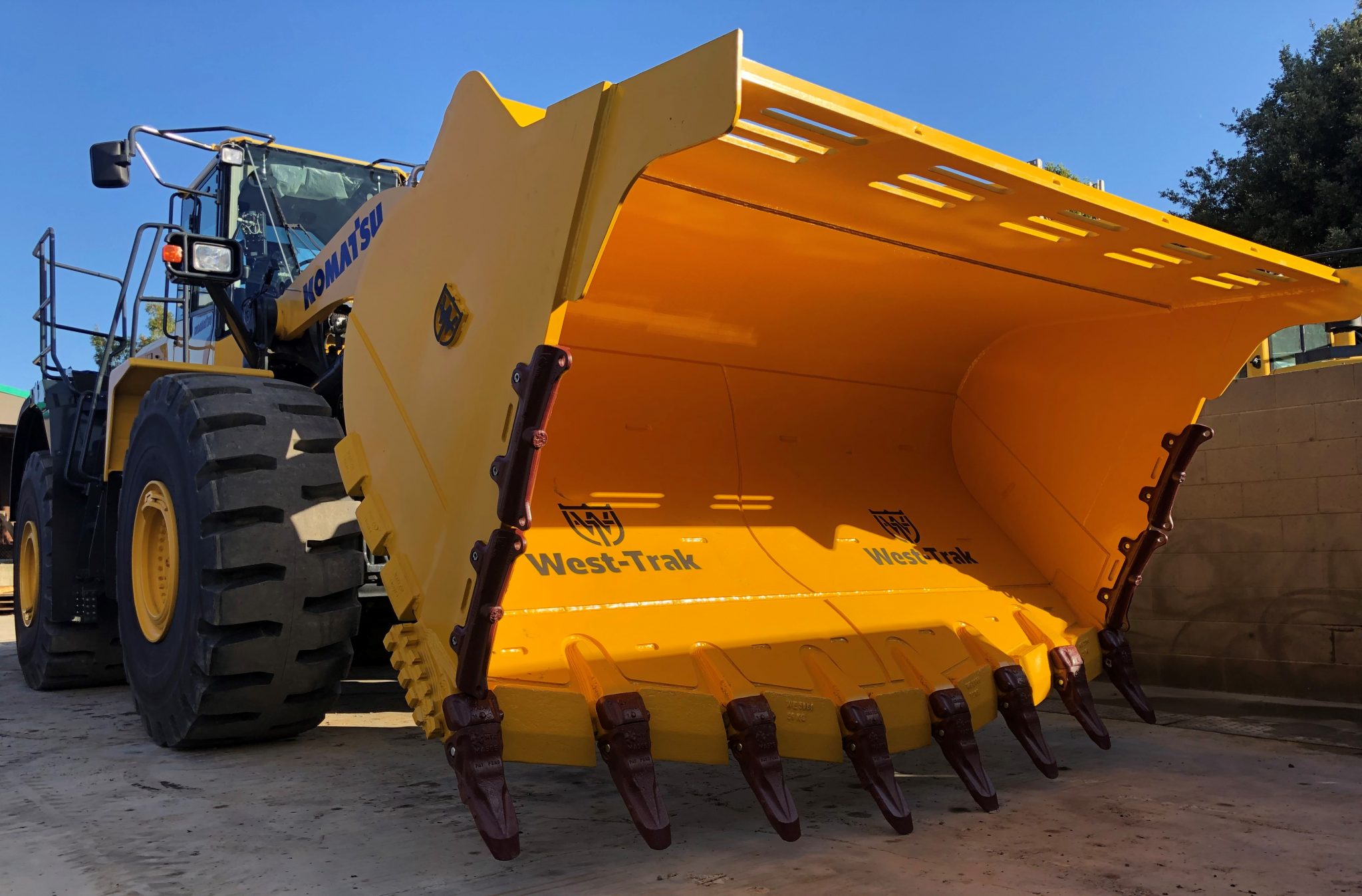 New WA5007 Loader Bucket WestTrak NZ