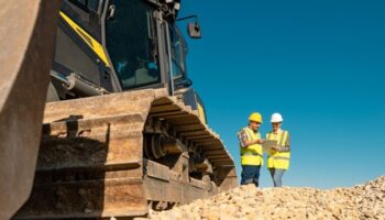 Free Onsite Support for Heavy Machinery