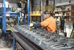 EX1900 Shoe swap (5)