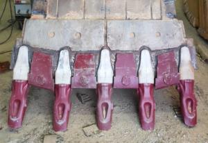 PC1250 Rock Bucket MTG StarMet fitout (2)